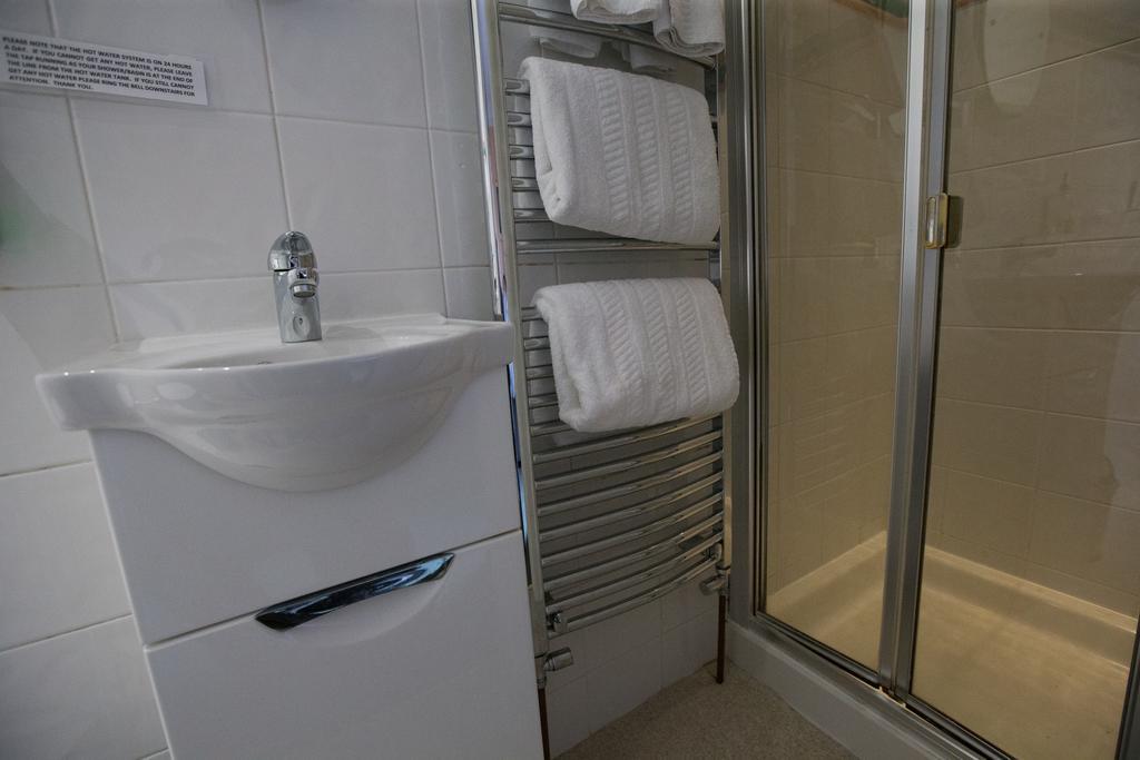 Rosemead Guest House Horley Kamer foto