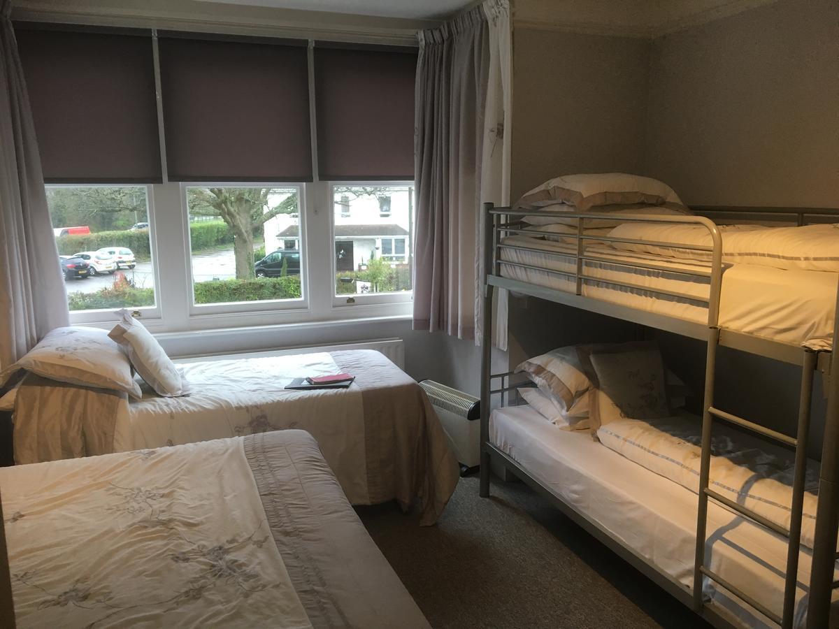 Rosemead Guest House Horley Buitenkant foto